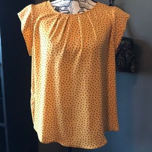 Yellow & Black Triangles Cap Sleeve Top